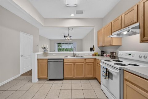 Adosado en venta en Brandon, Florida, 2 dormitorios, 146.23 m2 № 2150200 - foto 27