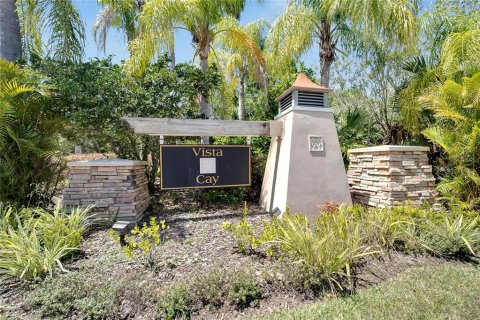 Adosado en venta en Brandon, Florida, 2 dormitorios, 146.23 m2 № 2150200 - foto 3