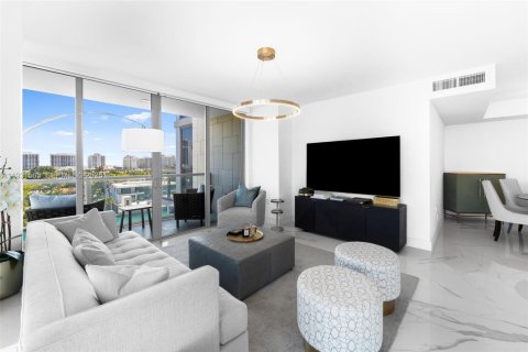 Condo in Bay Harbor Islands, Florida, 2 bedrooms  № 1990532 - photo 7