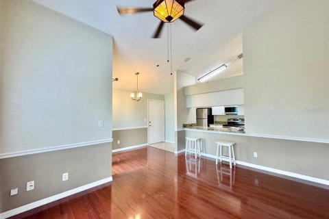 Condominio en alquiler en Tampa, Florida, 2 dormitorios, 73.11 m2 № 1845051 - foto 8