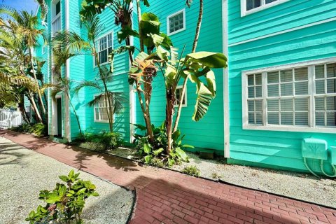 Condominio en alquiler en Tampa, Florida, 2 dormitorios, 73.11 m2 № 1845051 - foto 4
