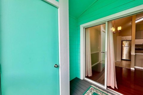Condominio en alquiler en Tampa, Florida, 2 dormitorios, 73.11 m2 № 1845051 - foto 25