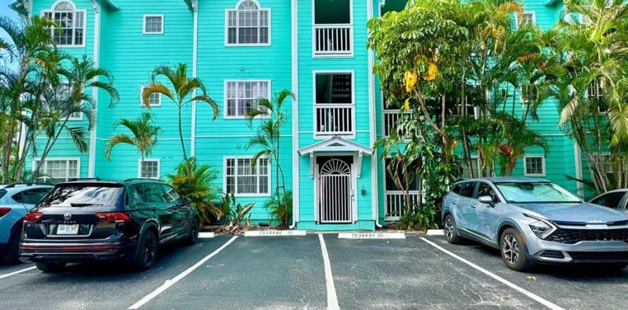 Condominio en Tampa, Florida, 2 dormitorios  № 1845051