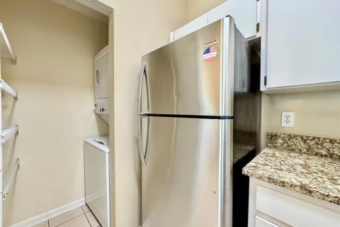 Condominio en alquiler en Tampa, Florida, 2 dormitorios, 73.11 m2 № 1845051 - foto 13
