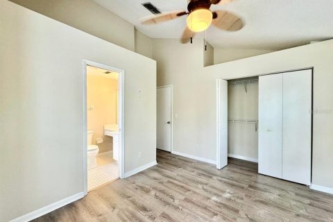 Condominio en alquiler en Tampa, Florida, 2 dormitorios, 73.11 m2 № 1845051 - foto 20