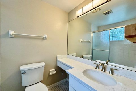Condominio en alquiler en Tampa, Florida, 2 dormitorios, 73.11 m2 № 1845051 - foto 22
