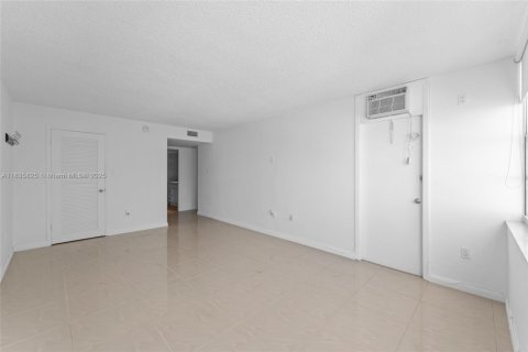 Купить кондоминиум в Авентура, Флорида 2 спальни, 145.39м2, № 1830123 - фото 19