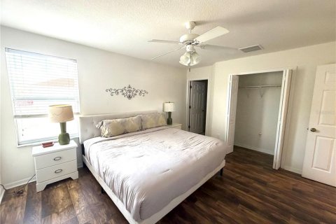 Townhouse in Kissimmee, Florida 4 bedrooms, 151.99 sq.m. № 2142479 - photo 19