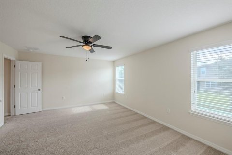 House in Ocoee, Florida 5 bedrooms, 297.47 sq.m. № 1916065 - photo 13