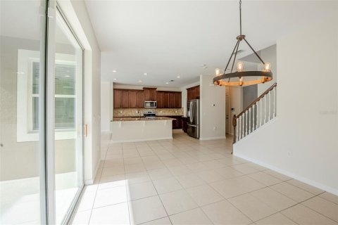 House in Ocoee, Florida 5 bedrooms, 297.47 sq.m. № 1916065 - photo 5