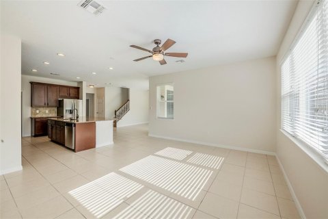 House in Ocoee, Florida 5 bedrooms, 297.47 sq.m. № 1916065 - photo 6