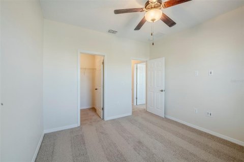 House in Ocoee, Florida 5 bedrooms, 297.47 sq.m. № 1916065 - photo 19