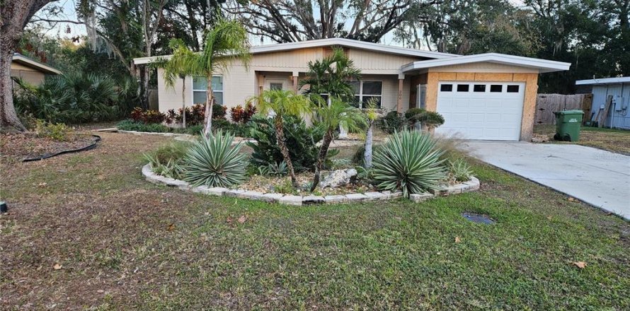 Villa ou maison à Leesburg, Floride 3 chambres, 151.8 m2 № 1658519