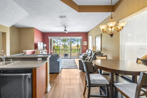 Condominio en venta en Tampa, Florida, 1 dormitorio, 83.61 m2 № 1813528 - foto 11