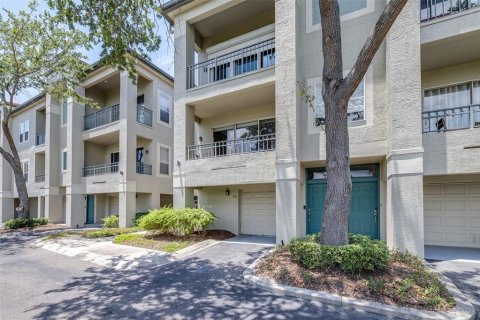 Condominio en venta en Tampa, Florida, 1 dormitorio, 83.61 m2 № 1813528 - foto 1