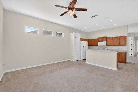 House in Bradenton, Florida 2 bedrooms, 173.63 sq.m. № 2391369 - photo 11