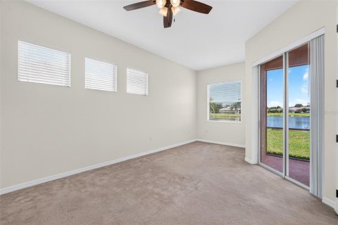 House in Bradenton, Florida 2 bedrooms, 173.63 sq.m. № 2391369 - photo 17
