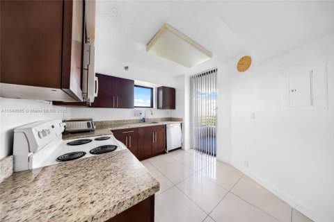 Condominio en venta en Aventura, Florida, 3 dormitorios, 118.08 m2 № 1852214 - foto 3