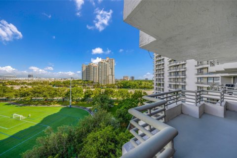 Condominio en venta en Aventura, Florida, 3 dormitorios, 118.08 m2 № 1852214 - foto 12