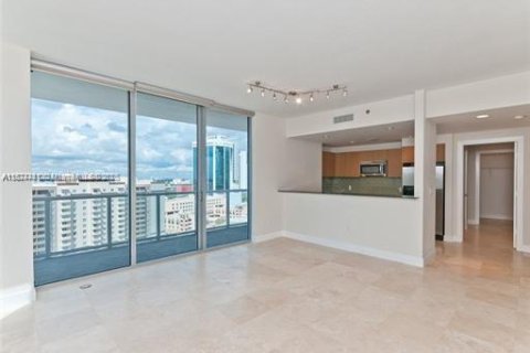 Купить кондоминиум в Майами, Флорида 2 спальни, 118.73м2, № 1895909 - фото 5