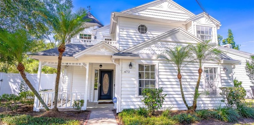 House in Orlando, Florida 4 bedrooms, 250.09 sq.m. № 2393792