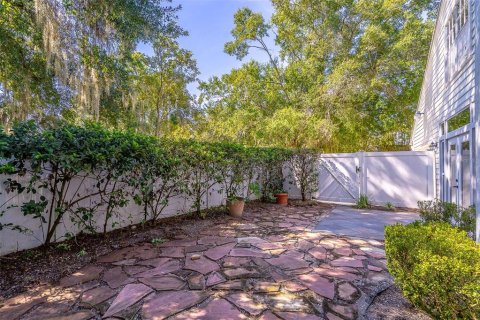 House in Orlando, Florida 4 bedrooms, 250.09 sq.m. № 2393792 - photo 22