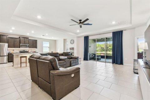 Casa en venta en Zephyrhills, Florida, 4 dormitorios, 217.21 m2 № 1593235 - foto 29