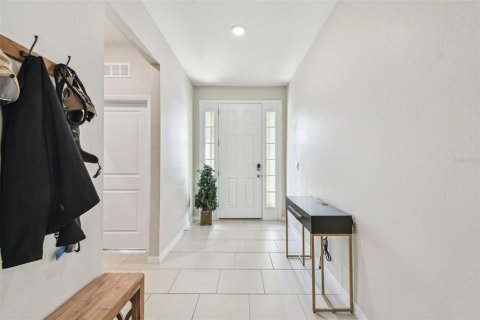 Casa en venta en Zephyrhills, Florida, 4 dormitorios, 217.21 m2 № 1593235 - foto 9