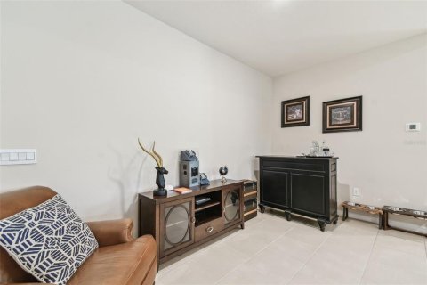 Casa en venta en Zephyrhills, Florida, 4 dormitorios, 217.21 m2 № 1593235 - foto 28