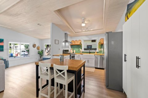 House in Tavernier, Florida 3 bedrooms, 132.85 sq.m. № 1839148 - photo 13