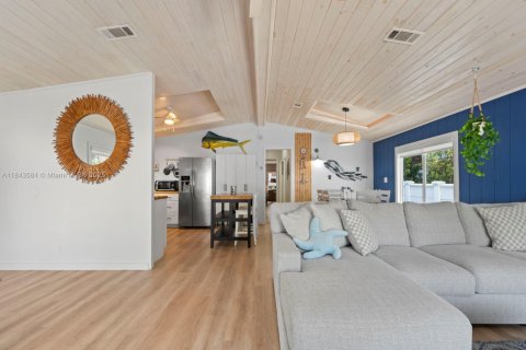 House in Tavernier, Florida 3 bedrooms, 132.85 sq.m. № 1839148 - photo 3