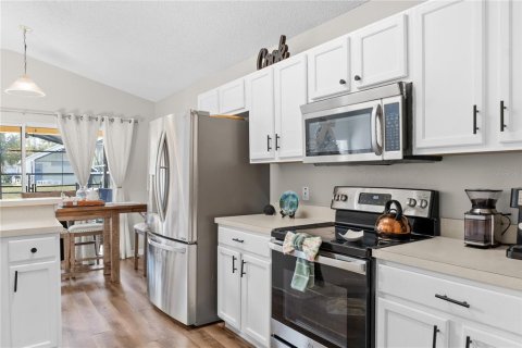 Villa ou maison à vendre à Davenport, Floride: 5 chambres, 207.64 m2 № 2094612 - photo 6