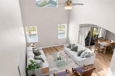Villa ou maison à vendre à Davenport, Floride: 5 chambres, 207.64 m2 № 2094612 - photo 2
