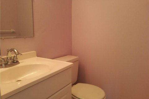 Condo in Stuart, Florida, 1 bedroom  № 2171392 - photo 13