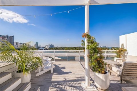 Condominio en venta en Miami Beach, Florida, 3 dormitorios, 159.05 m2 № 1709148 - foto 14