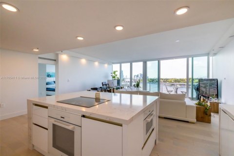Condominio en venta en Miami Beach, Florida, 3 dormitorios, 159.05 m2 № 1709148 - foto 17