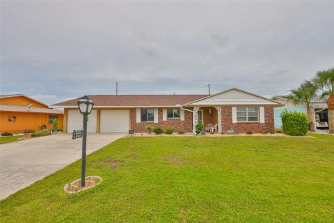 Villa ou maison à vendre à Sun City Center, Floride: 2 chambres, 130.25 m2 № 1904068 - photo 19