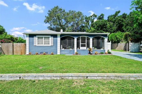 Villa ou maison à vendre à Tampa, Floride: 3 chambres, 125.79 m2 № 1919485 - photo 1
