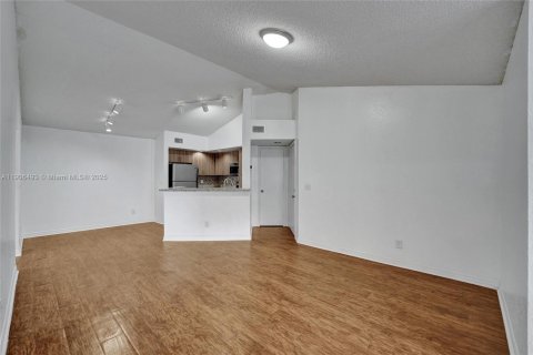 Copropriété à louer à Sunrise, Floride: 2 chambres, 98.94 m2 № 1957189 - photo 15