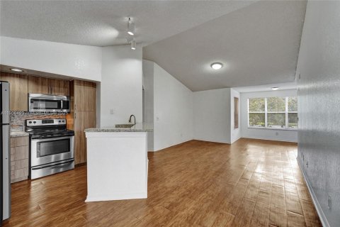 Copropriété à louer à Sunrise, Floride: 2 chambres, 98.94 m2 № 1957189 - photo 30