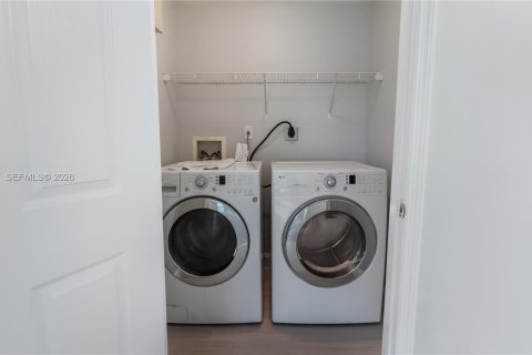 Condominio en venta en Davie, Florida, 3 dormitorios, 115.85 m2 № 2153782 - foto 21