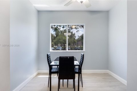 Condominio en venta en Davie, Florida, 3 dormitorios, 115.85 m2 № 2153782 - foto 4
