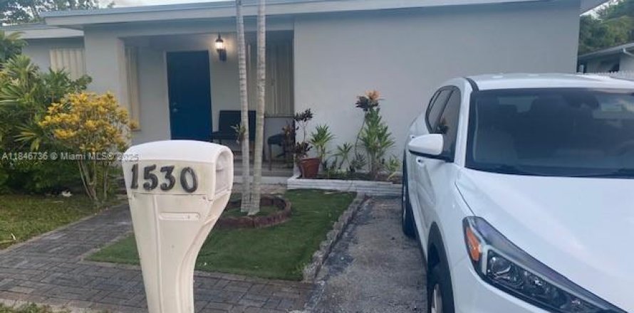 Casa en North Miami Beach, Florida 1 dormitorio № 1881782