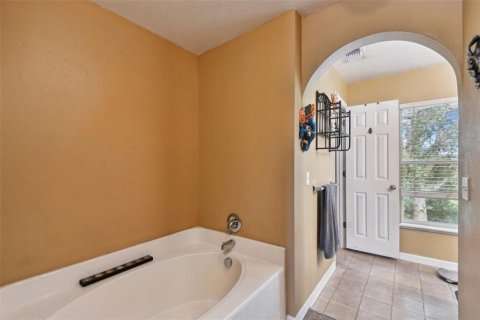 House in Land O' Lakes, Florida 4 bedrooms, 278.89 sq.m. № 1845215 - photo 23