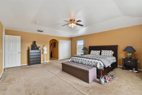 House in Land O' Lakes, Florida 4 bedrooms, 278.89 sq.m. № 1845215 - photo 20