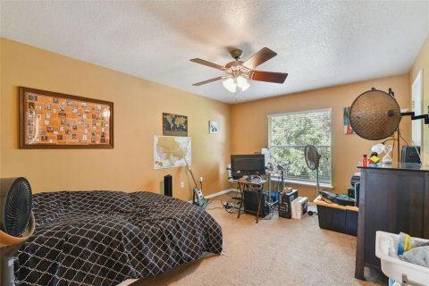 House in Land O' Lakes, Florida 4 bedrooms, 278.89 sq.m. № 1845215 - photo 28
