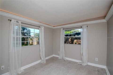 Casa en venta en Saint Petersburg, Florida, 3 dormitorios, 87.7 m2 № 1680504 - foto 18