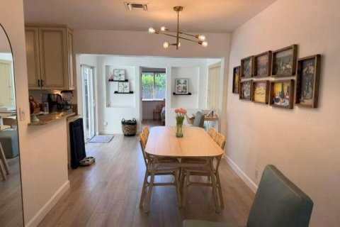 House in Fort Lauderdale, Florida 3 bedrooms, 118.17 sq.m. № 2083347 - photo 5