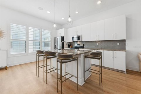 Touwnhouse à vendre à Tampa, Floride: 3 chambres, 177.63 m2 № 1917972 - photo 12