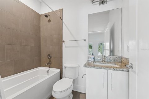 Touwnhouse à vendre à Tampa, Floride: 3 chambres, 177.63 m2 № 1917972 - photo 10